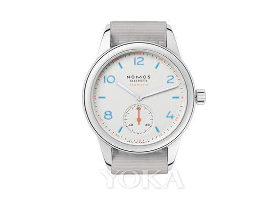 nomos club neomatik