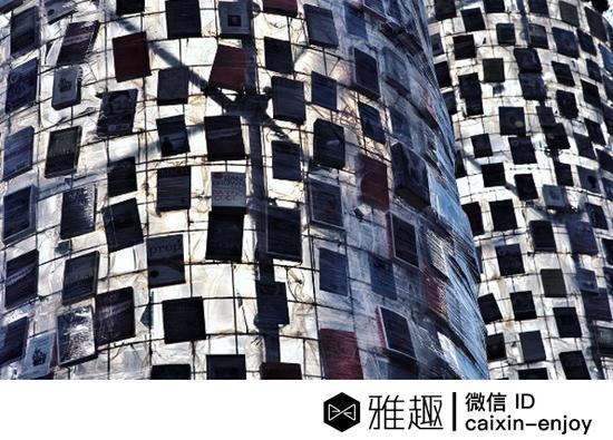 《书之雅典帕特农神庙》细节(图片:Instagram)