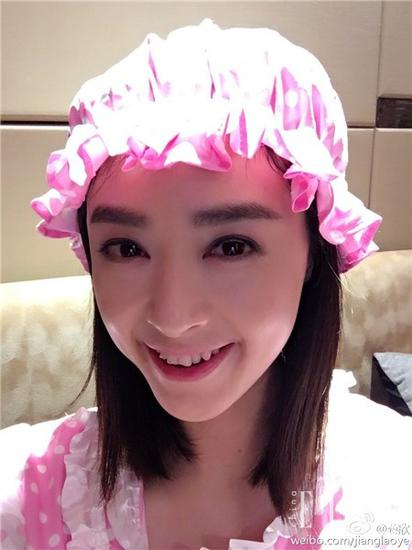 “樊小妹”之前是这样的打开方式,牙齿长得参差不齐