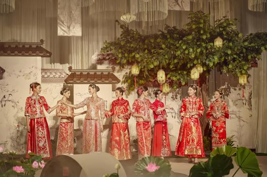 “红莹绣庄”手工中式裙褂秀