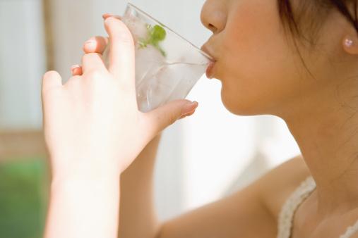 最该喝水的9个时刻 你喝了吗？