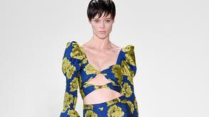 辣妈可可-罗恰再登T台走秀