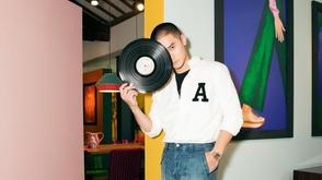 蒋劲夫简约造型显阳光型男范