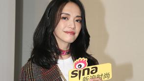 姚晨格纹西装玩转帅气民族风