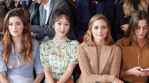 杨紫助阵Carven大秀 萌宠印花裙自然清新力Max