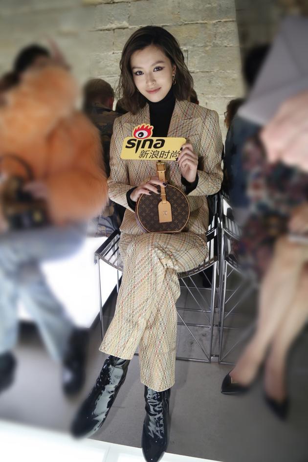 文咏珊亮相Louis Vuitton 2018春夏女装系列大秀