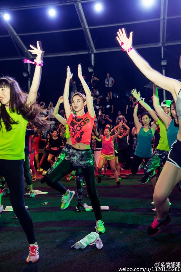 袁姗姗Zumba