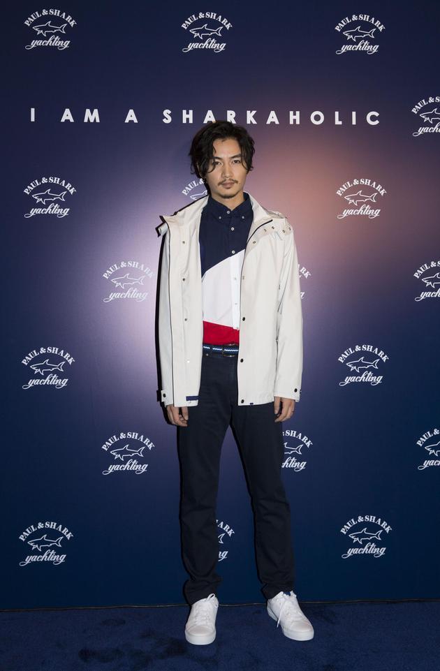 #IAmASharkaholic展览开幕_陈晓