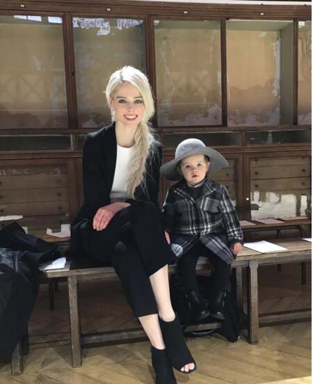 Coco Rocha与女儿Ioni的完美母女装