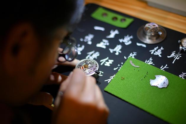 制表师展示机芯