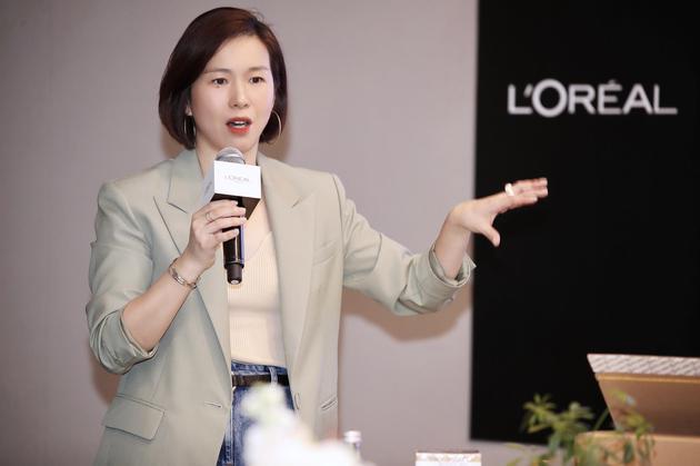 巴黎欧莱雅国际产品开发部总经理李俪女士于活动现场分享品牌的可持续举措