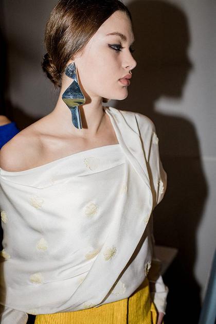 Hellessy 来源:fashionista