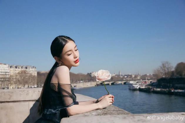 Angelababy巴黎时装周的妆容