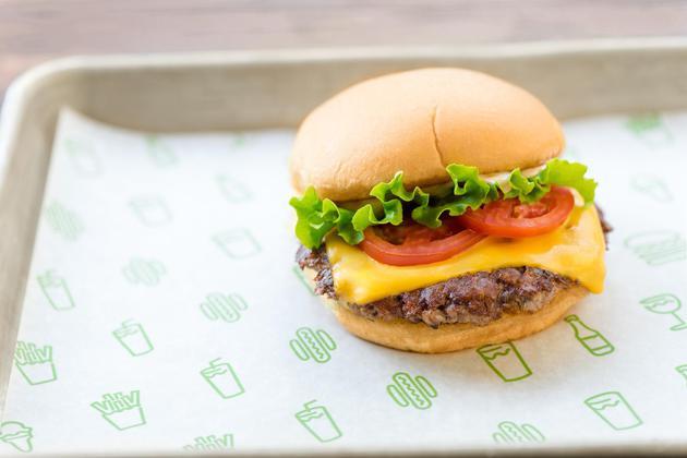 Shake Shack 经典美食:招牌牛肉堡