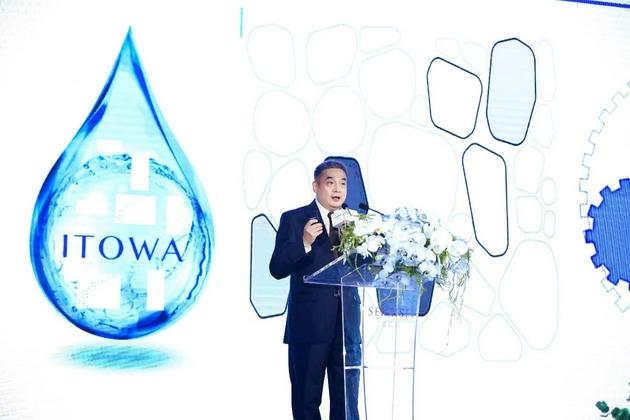 (健康和美容科学研究所 首席科学家Dr.E发言图)