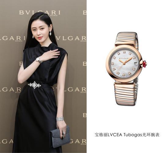 张天爱佩戴宝格丽LVCEA Tubogas间金款光环腕表