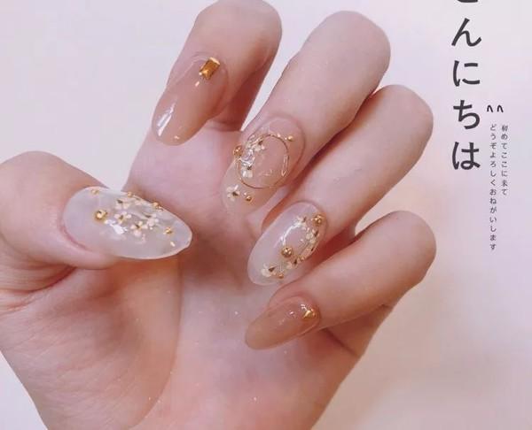 素色干花美甲