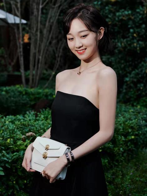 李子璇出席BVLGARI X alexanderwang联名作品发布派对