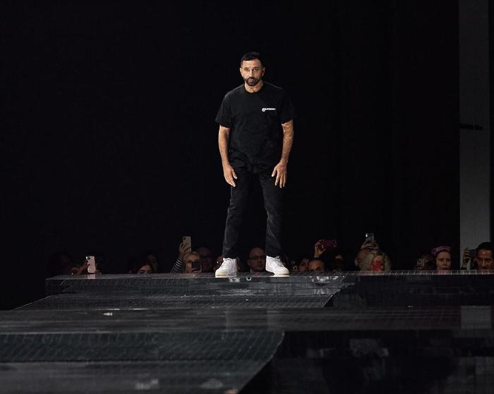 2020秋冬伦敦时装周 Burberry秋冬秀场