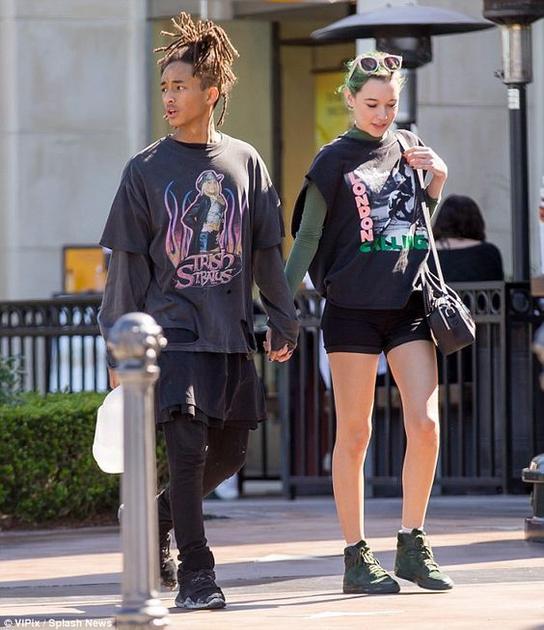 Jaden Smith与前女友穿同系列印花上衣