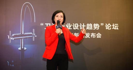 高仪中国/骊住水科技集团香港总经理,骊住亚太国际大客户副总裁陶江进行发布会演讲