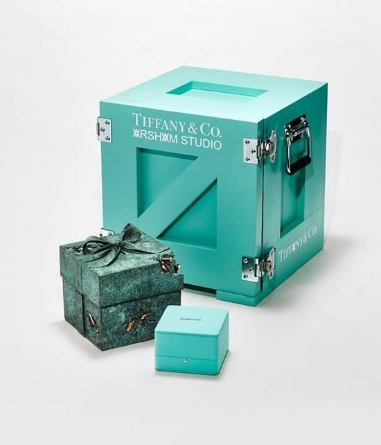 Tiffany & Co. 蒂芙尼Tiffany Knot x Arsham Studio 联名雕塑礼盒