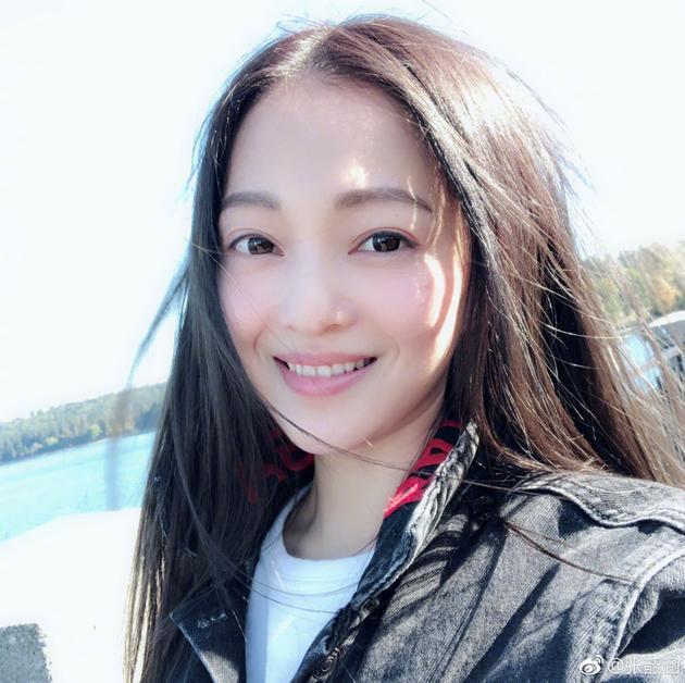 美女张韶涵