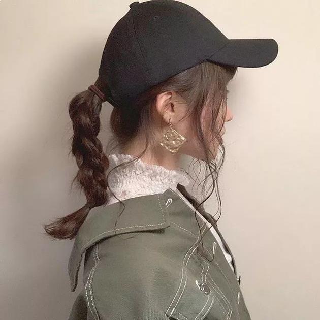 帽子+单鬓辫