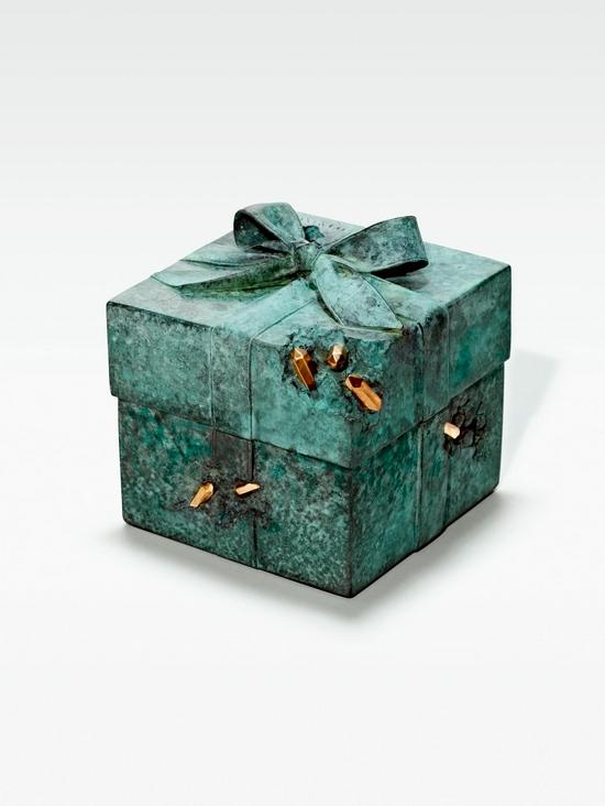 Tiffany & Co. 蒂芙尼Tiffany Knot x Arsham Studio 联名雕塑礼盒