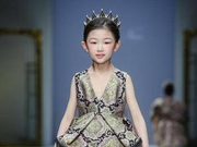 FLOWER NINE孙娜&宋颺“乐园·戏梦西苔”2019A/W中国国际时装周发布会