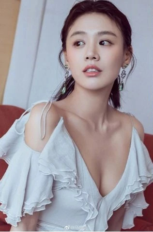 马思纯大片