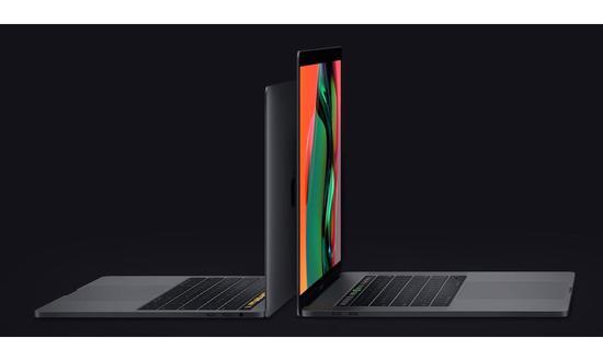 使用Intel第 8 代酷睿处理器的新款MacBook Pro