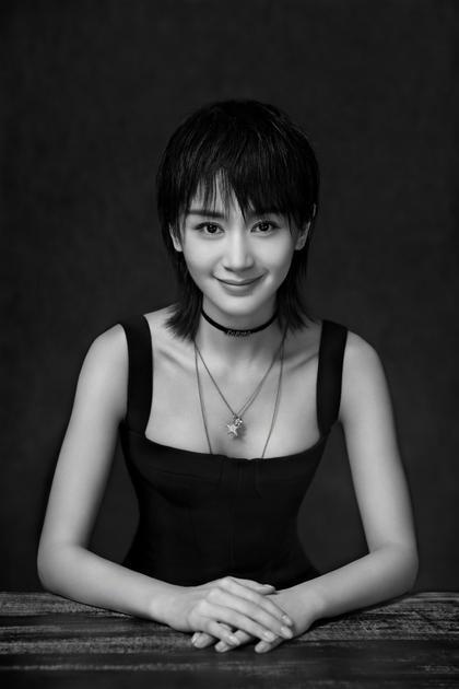 Dior迪奥香氛世家大使 著名演员王子文