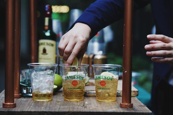 Jameson主动放映短片巡展成都站现场