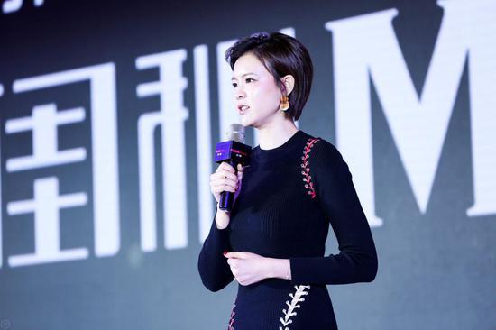 中国著名模特、演员、主持人 李艾