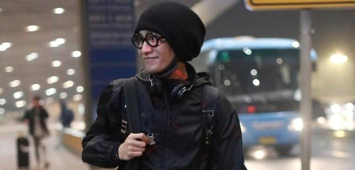 陈坤黑装启程Prada米兰男装秀