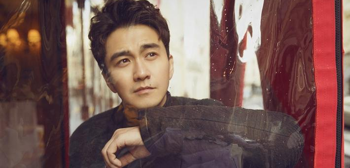 翟天临助阵巴黎男装周