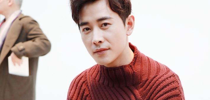 罗晋助阵Cerruti 1881