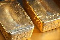在全球交易背景下 到底谁拥有黄金定价权？