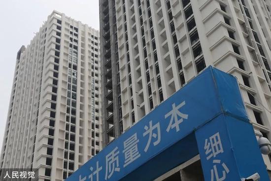 郑州最知名“烂尾楼”烂尾8年后复工(图源:人民视觉)