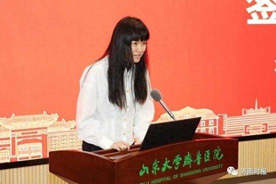 校友王晨向山东大学捐赠5000万元，是首位个人捐赠过亿的校友！