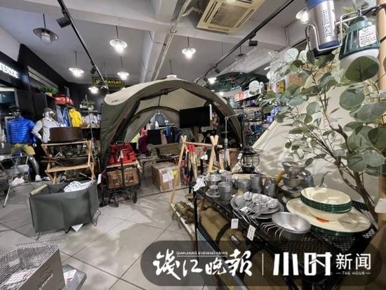 终于盼到国庆长假，有多少人心动露营？户外用品店老板却这么说