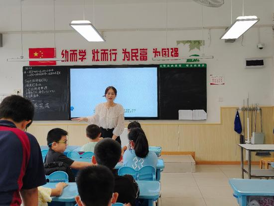 投资者教育进百校|小学篇：华中科技大学附属小学第七期《青少年财商教育》课程开班