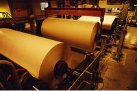 快讯：造纸板块早盘表现活跃 山鹰纸业大涨超6%