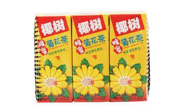 椰树菊花茶产品。