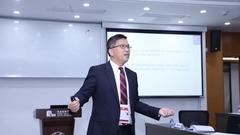 香港中文大学工商管理学院院长陈家乐出席并演讲
