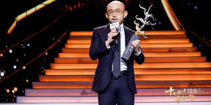 2019年安阳十经济人物_...经理,2018年安阳十大经济风云人物张晓林-产品迭代 系统升级 标普...