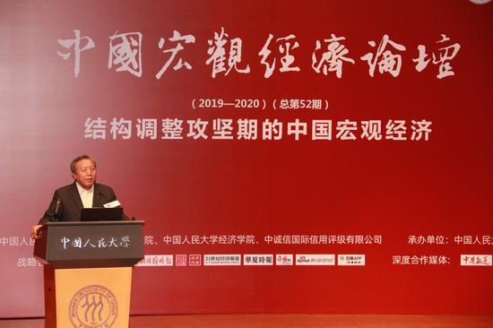 中国人民大学副校长、金融与证券研究所所长吴晓求