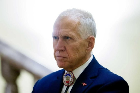 共和党要员抨击对鲍威尔的调查 财长贝森特据报向特朗普警告潜在危害