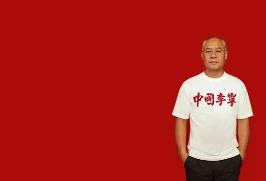 李宁“跌落”,难敌耐克、阿迪,咖啡之路待解